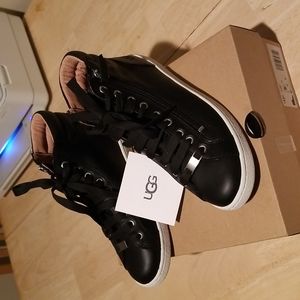 Size 9 UGG Black Hightop Oxfords